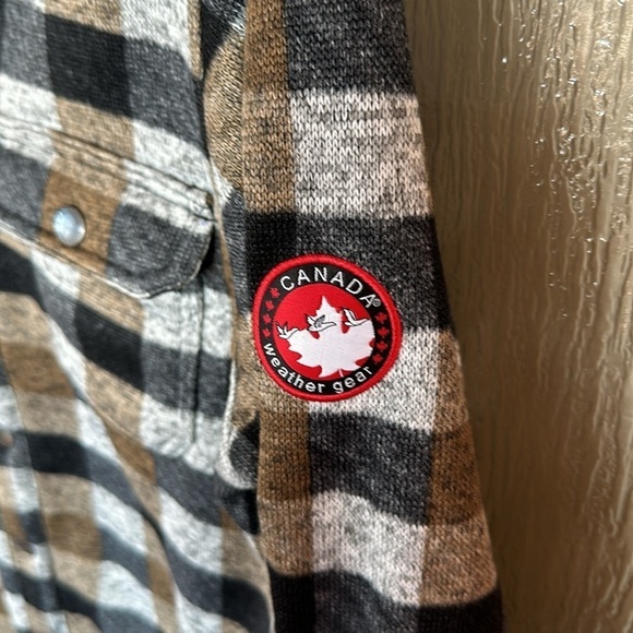 Canada Weather Gear Men's Sherpa Lined Buffalo Plaid Shirt Jacket size Medium. - Picture 6 of 10